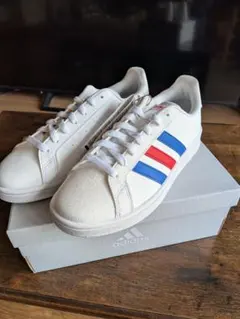 【未使用品】アディダス スニーカー GRANDCOURT BASE