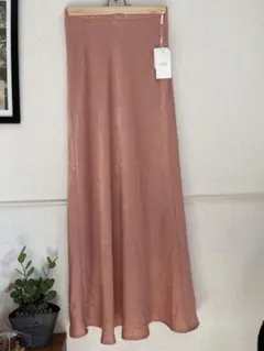 新品タグ付きLOWRYS FARMのスカート