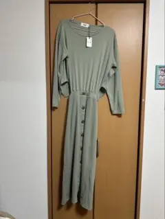 AZUL グリーン ボタン付きロングワンピース