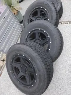 バリ溝 MUD VANCE 265 60 R18 スタッドレス バリ溝 MUD VANCE 265 60 R18 スタッドレス