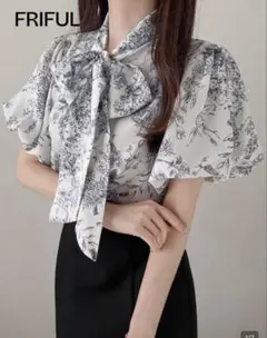 SHEIN 半袖 ブラウス 花柄 ホビ垢 トップス