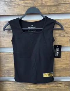 カップ付きタンクトップ新品