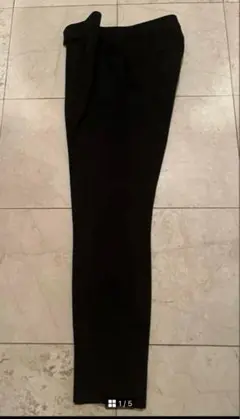 スラックス