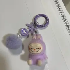 ラブブ Labubu キーホルダー 大人気 紫 即発送