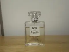 シャネル N°5 ロー オードゥ トワレット 100ml 国内正規品
