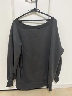 GRL オフショルダースウェットトップス