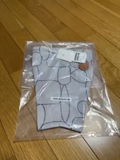 【新品】ミナ ペルホネン 幾何学模様 巾着ポーチ