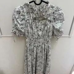 evelyn 半袖　花柄　ワンピース