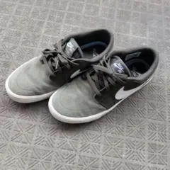 NIKE SB PORTMORE スニーカー カーキ