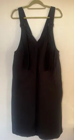 サロペットスカート