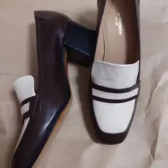 美品 J&M DAVIDSON ヒールローファー 36サイズのサムネイル