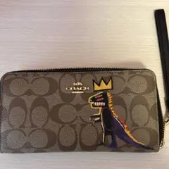 【未使用品】 COACH バスキアコラボ ポーチ　レキシー恐竜C5990 コーチ 未使用品】 COACH バスキアコラボ ポーチ レキシー恐竜C5990 コーチ