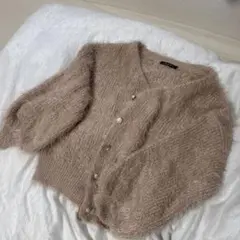 ピンクカーディガン