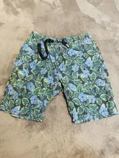 GUジーユー花柄ハーフショートパンツ　メンズ　Ｌサイズ