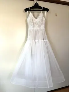 ホワイトレーススリップドレス