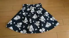 MAJESTIC LEGON【マジェスティック レゴン】花柄キュロット