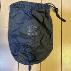 ユニクロ　収納袋　巾着袋　ウルトラライトダウン　ダウンジャケット