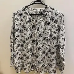 UNIQLO 花柄 長袖シャツ XL 白　ノーカラー