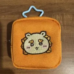 ちいかわ カラビナつき刺繍スクエアミニポーチ 【シーサー】