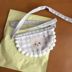 ちいかわベビー　前掛け　ラッコ　トレーディングミニよだれかけのサムネイル