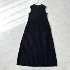 GU ジーユー ノースリーブリブニットワンピース プリーツ調 Aライン 黒 M