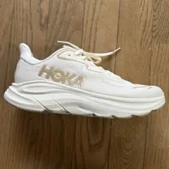年末限定価格／新品HOKA CLIFTON 10 ランニングシューズ直営店限定色