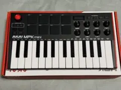 AKAI Professional MPK mini MK3 MIDIキーボードのサムネイル