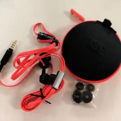 JBL 有線イヤホン レッド キャリングケース付き