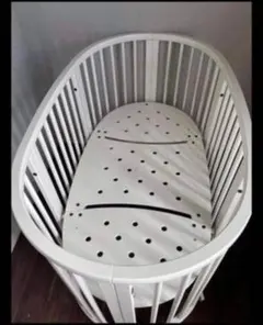 値下げしました！】STOKKE ベビーベッドセットV3 楕円形 ホワイト