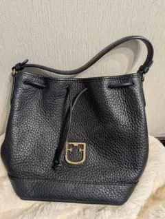 FURLA　 バケツ型 2wayショルダーバッグ ブラック