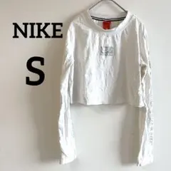 NIKE 【S】ナイキ　ホワイト 長袖 Tシャツ　クロップドトップス　ロゴ入り