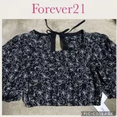 【新品未使用】　Forever21 ブラウス　バックリボン　ブラック　サイズM
