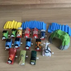 トーマス　カプセルプラレール 車両　レールセット まとめ売り　ガチャガチャ