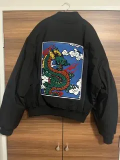 【新品】ZARA ドラゴン刺繍 ボンバージャケットのサムネイル