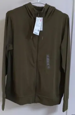 新品　ユニクロ　エアリズムUVカットフルジップパーカXL　GU