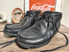 クラークス ワラビー ゴアテックスのサムネイル