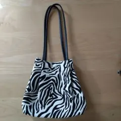 ゼブラ柄ショルダーバッグ