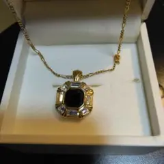 お値下げ本物　NINA RICCI　ネックレス