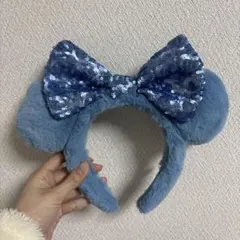 ディズニー　カチューシャ　スパンコール　水色　もこもこ