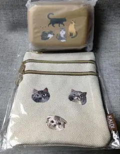 KALDI 猫刺繍3段マルチポーチ&ガジェットケース