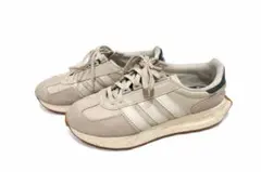 adidasスニーカー