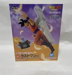 一番くじ ドラゴンボール 未来への決闘　ラストワン　悟空　界王フィギュア 1003006468033003_01_3858w.jpeg