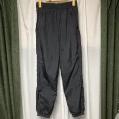 adidas トレフォイル ナイロンパンツ ブラック　Mサイズ