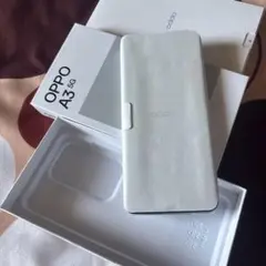 楽天モバイルへ乗り換え時もらったoppo A3 5Gです　店員から一度開封のみ。