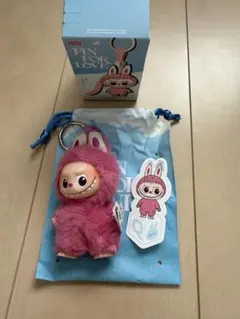 イニシャル　ラブブ　Q