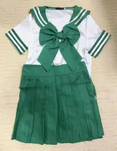 【未使用/お値下げ可】緑のカラーセーラー服上下 Sサイズ【コスプレ】