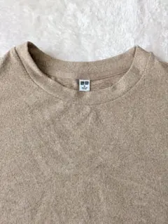 uniqlo長袖tシャツ