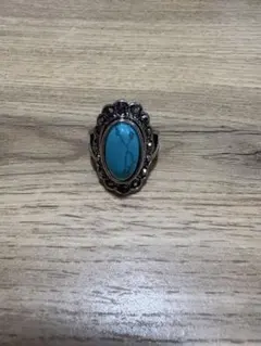 ターコイズ石のヴィンテージ風リング