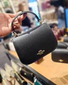 ❤️COACH ❤️ブラックレザーショルダーバッグ