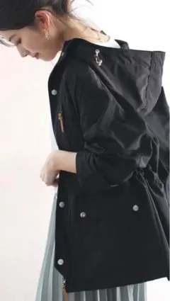 新品　ブラックマウンテンパーカー フリース